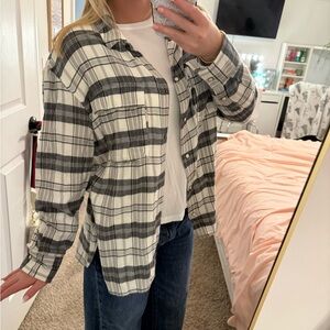 American Eagle Outfitters Black and Cream Plaid Shirt